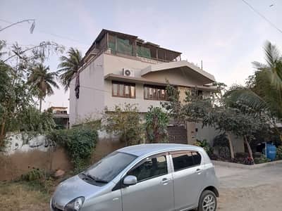 Premium Bungalow 600 Yards West Open 50 Feet Road G+1+Half Available For Sale in North Nazimabad Block I Karachi. Leaseb Property.