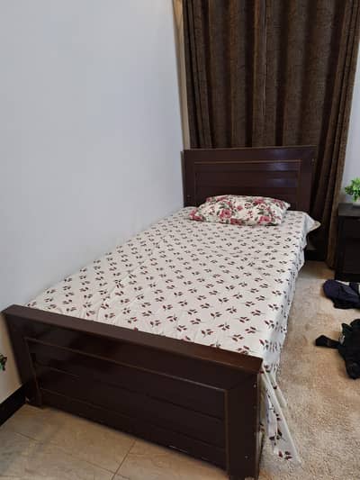 Single Bed - without mattress