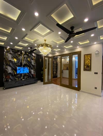 Used 10 Marla House For Sale In Park View City Lahore