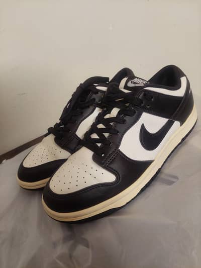 Nike shoes Orignal panda dunks 41 size for sale