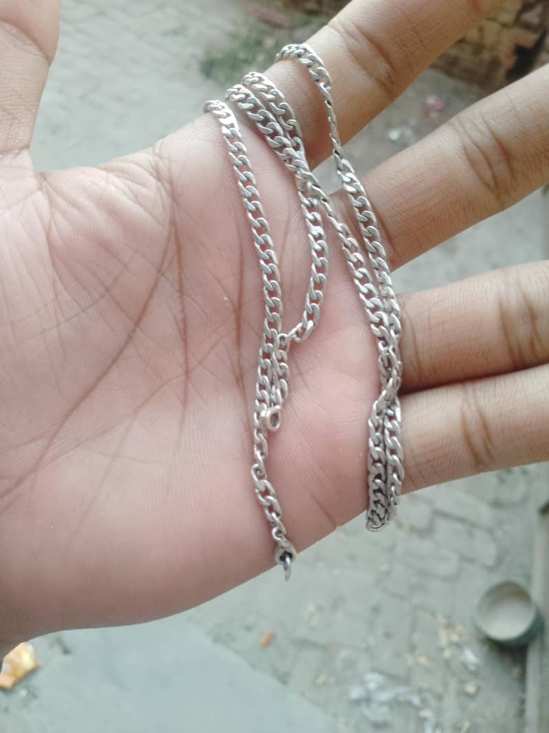 chandi chains 1
