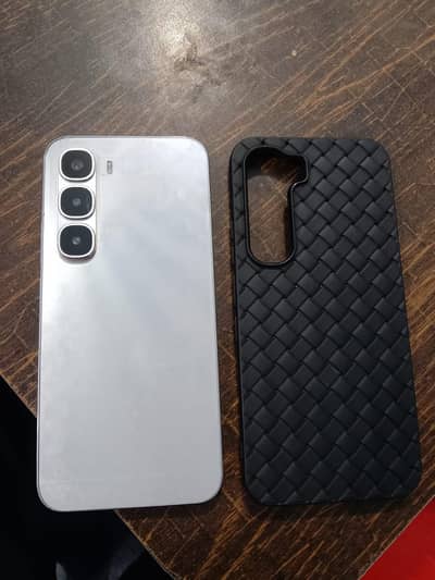 Infinix Hot 60 Pro -  9 Months Warranty Available - 10/10 Condition