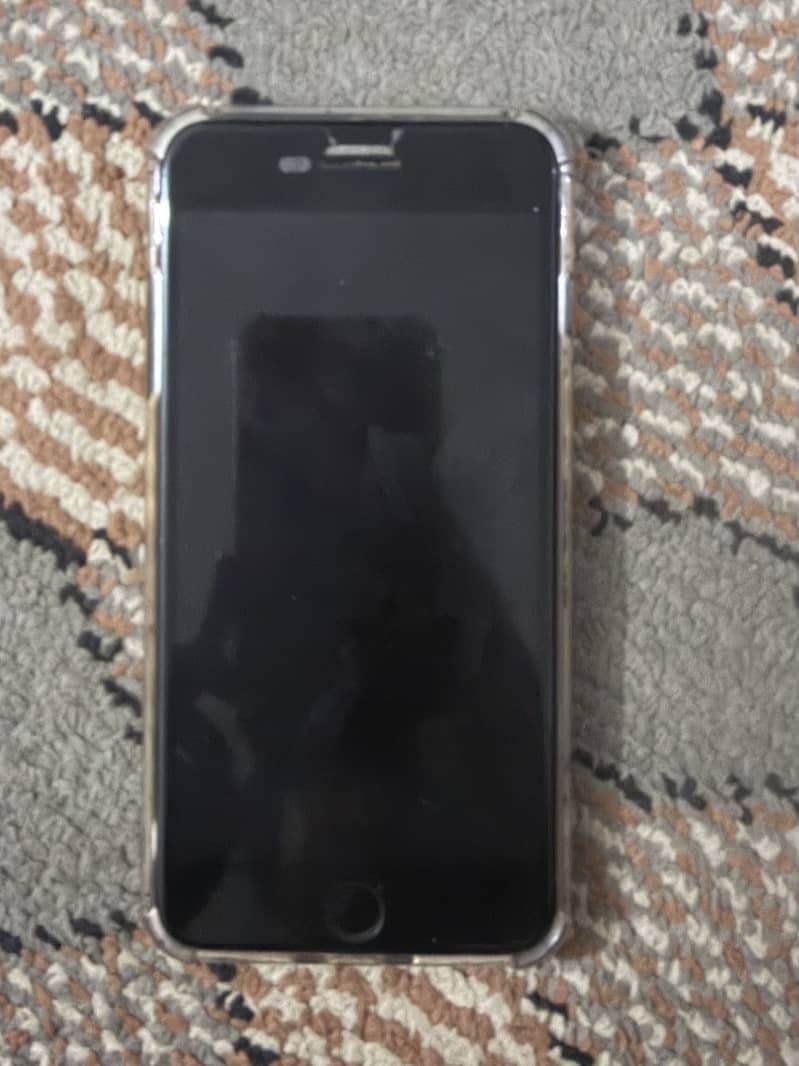 Iphone7plus non-pta 0