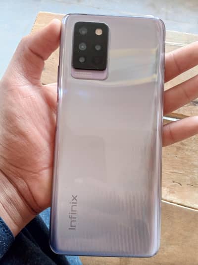 8/128 Infinix Note 10 pro without box