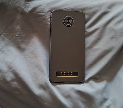 Motorola  moto z3
