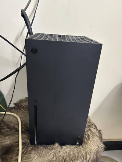Used /Repaired Xbox series x 1TB Canadian