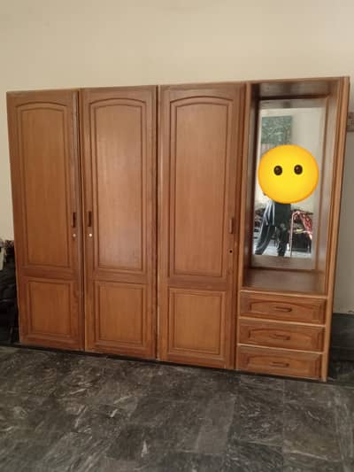 Solid Diyar Wood 4-Door Wardrobe with Mirror