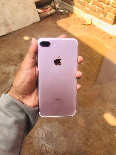 Iphone 7 s puls 128 GB my WhatsApp number 0324-12-95-120
