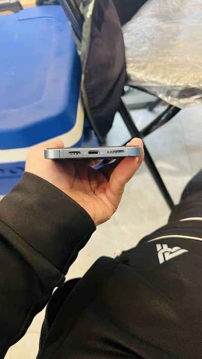 iphone 13 pro max factory unlock 10/10 condition