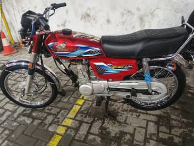 Honda CG 125 – 2024 Model – Red – Excellent Condition