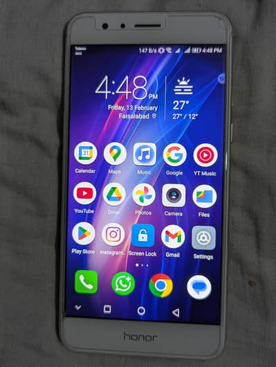 Honor 8 all in original condition
