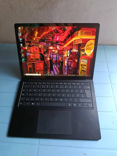 Microsoft Surface Laptop 3, i5 10th Gen 16/256 2k Touch Screen Premium