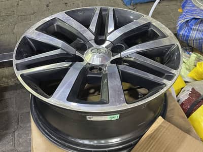 Revo rims condition good