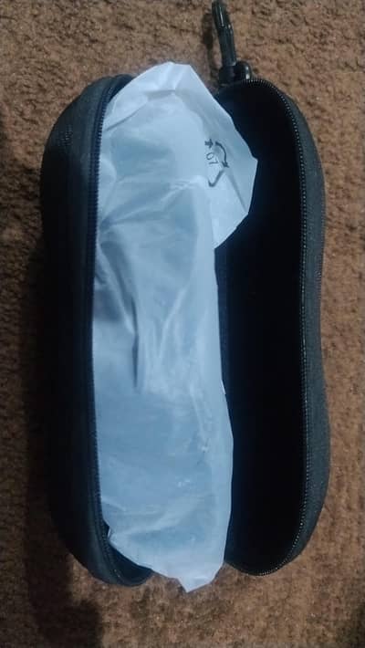 Smart Sunglasses with Hidden Camera