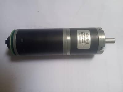 DC gear motor
