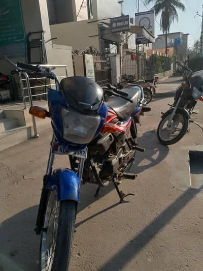 Honda pride 100cc  blue color