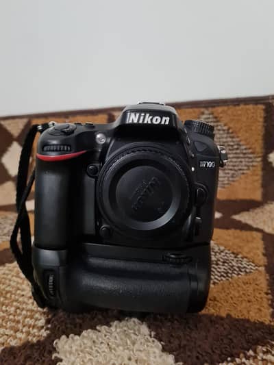 Nikon D7100