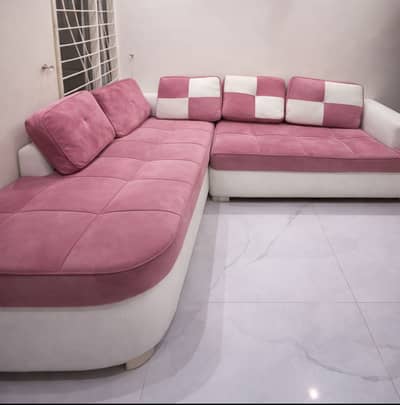 Modern L-Shaped Sofa (White & Pink)