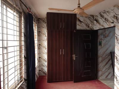 Flat 2 Beds for Female Students Working Women