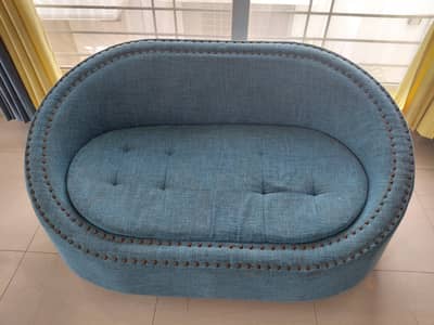 Compact Stylish Sofa Set