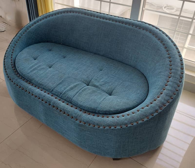 Compact Stylish Sofa Set 1