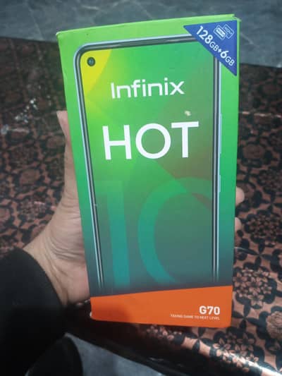infinix hot 10 128 GB memory 6GP Ram