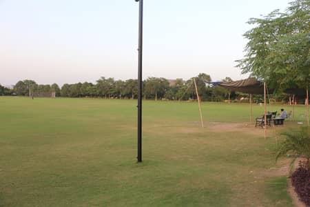 10 Marla Residential Plot For Sale in IEP Engineers Town Block C2 Lahore | Demand 1.50 Crore | Prime Location | Best Deal