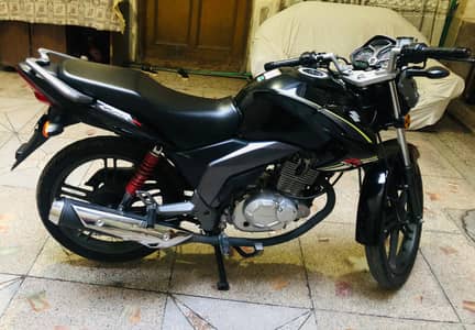 Suzuki GSX 125 Special Edition – Model 2023 | Excellent Condition