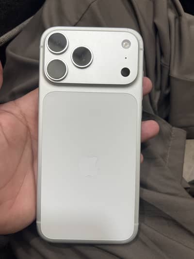 17 pro max 256 gb silver