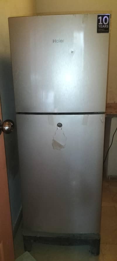 agrent sell haier medium size new condition 8year warranty 03162556476