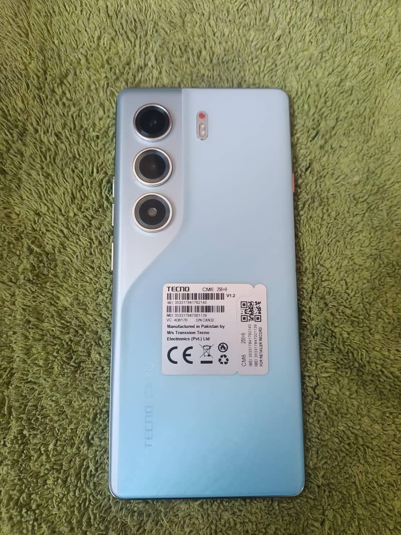 Tecno camon 40 pro 0