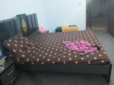 New condition bed