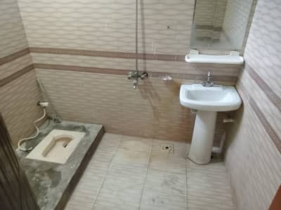3.5 Marla 3rd Floor For Rent ( Near Hassan Bibi Masjid )