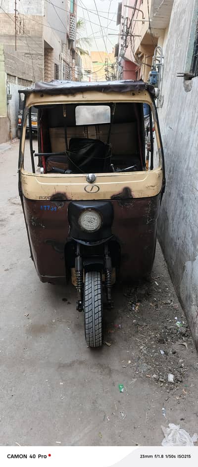 Sazgar 2015 model  03151213580