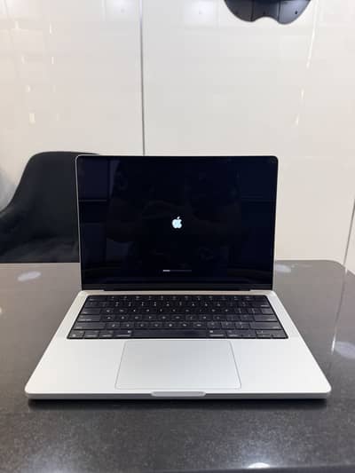APPLE MACBOOK PRO 2021