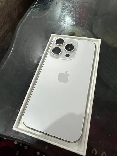 Iphone 15 Pro JV with box and accessories