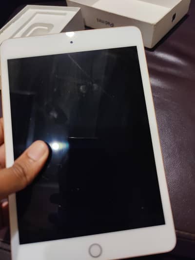 ipad Mini 5 With Box Mint condition