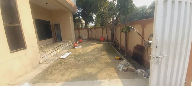 1 Kanal Full House Is Available For Rent In Dha phase 1 Near J Block Community Club