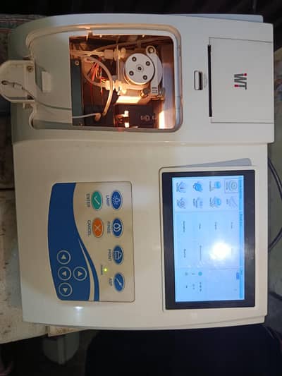 Chemistry analyser Bc 300