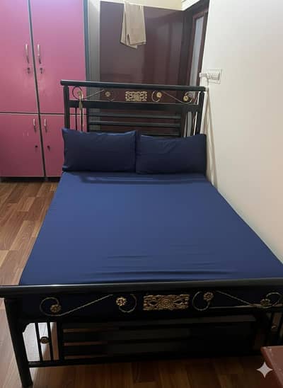 BED+METRESS+CHarpai+Alamari FOR SELL 0/3/1/8/3/6/6/6/8/6/1