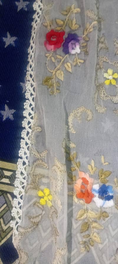 Charmom dupatta hand made