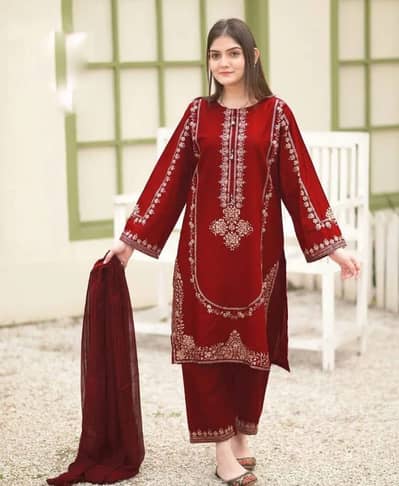 suits / women suits / women stitched suits / clothes / dresses /dress