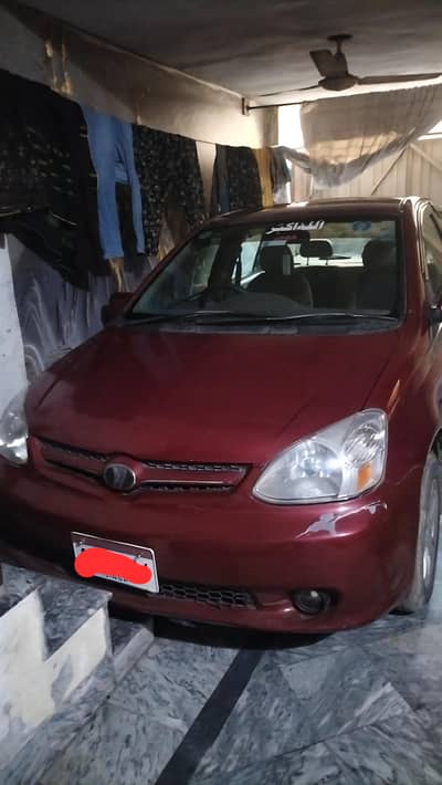 Toyota vitz . . . platz. . . 2003