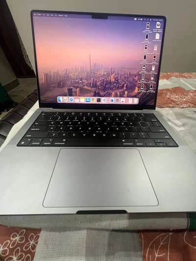 Apple MacBook Pro M2 Complete Box
