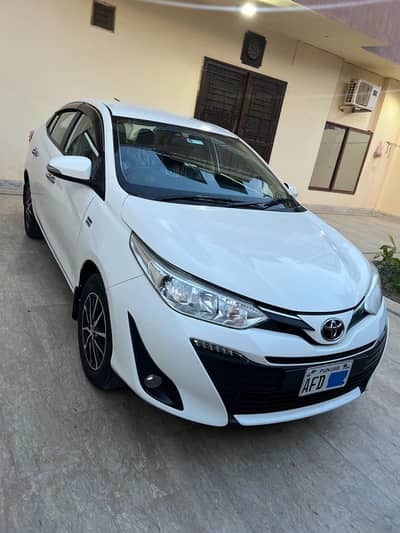 Toyota Yaris ATIV X 1.5 CVT-i – 2021 – White | Exceptional Condition |