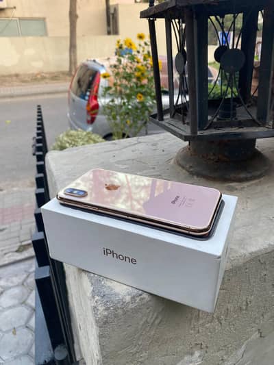 Iphone XS 64gb gold PTA approved