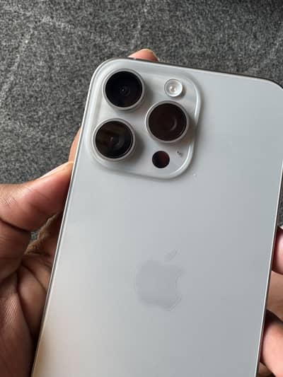 iPhone 15 pro max 256 GB jv