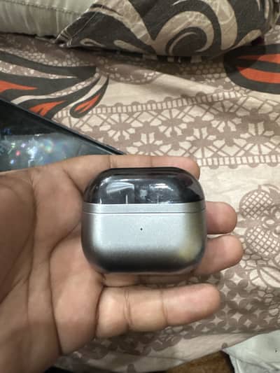 Original Samsung Galaxy Buds 3 Pro for urgent sale