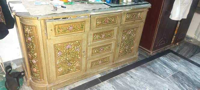 1 DRESSING TABLE AND 2 SIDE TABLES