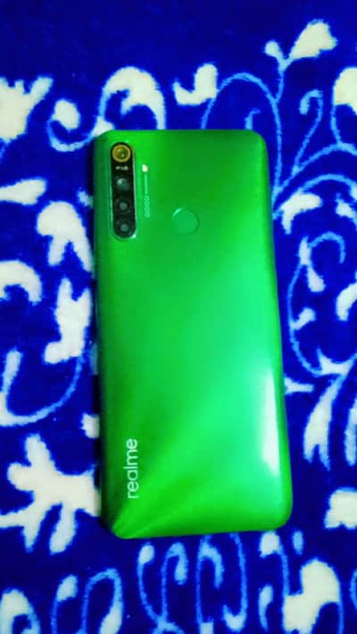 realme 5i